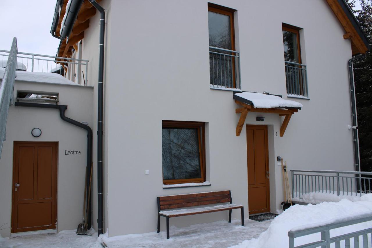 U Kralika, Apartman E, 50M Od Lanovky A Bobove Drahy, Parkovani Zdarma Dolní Morava Eksteriør billede